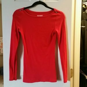 Old Navy long-sleeved Tshirt.